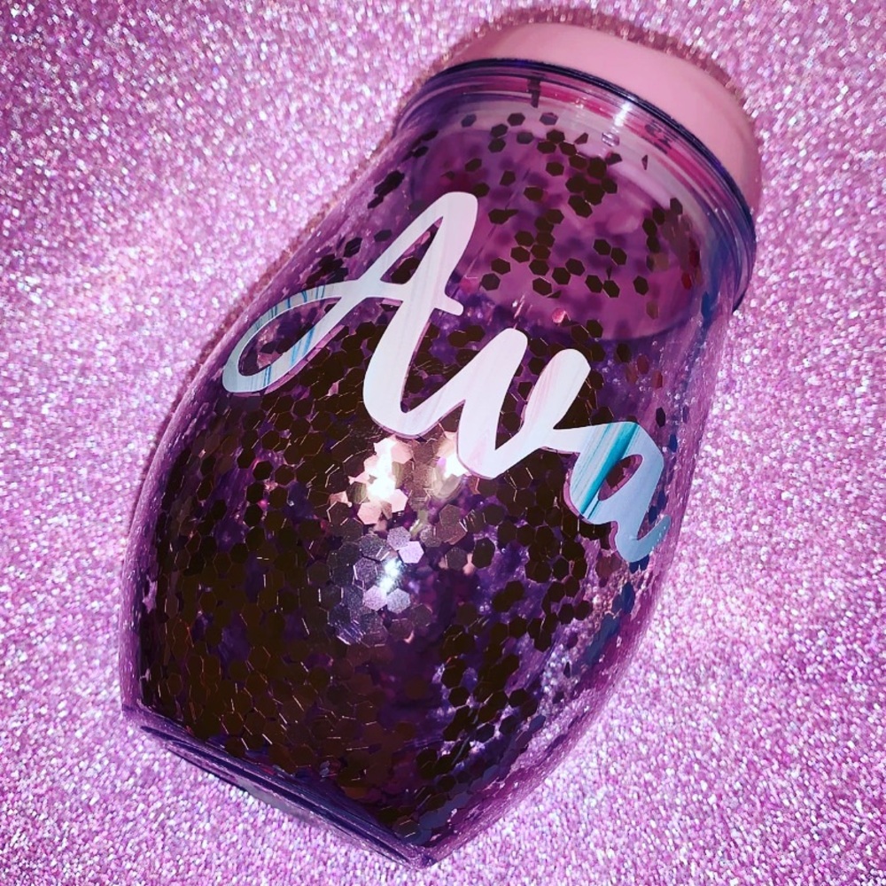 Personalized tumbler “Ava”